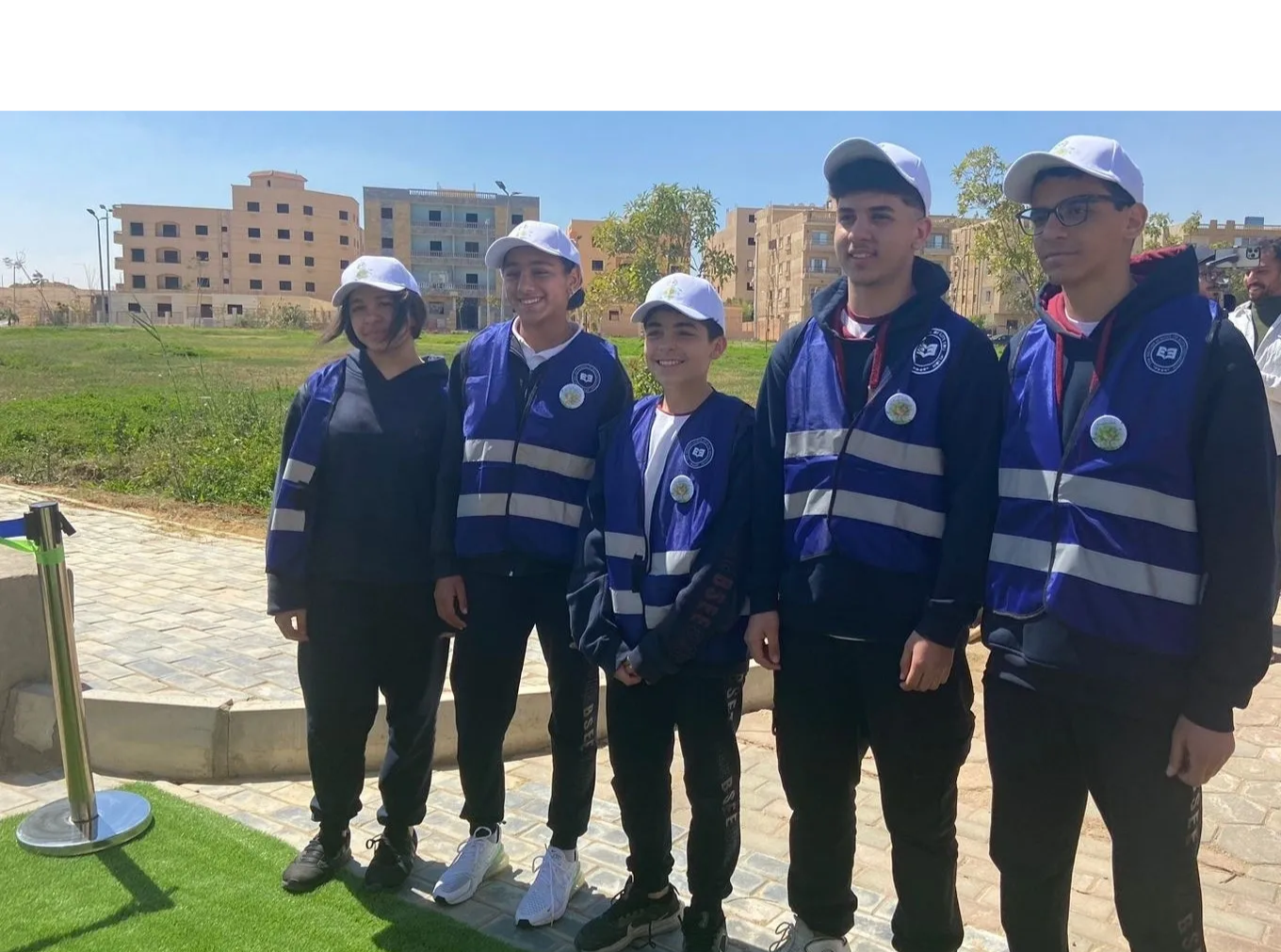 BSEE student volunteers — Egypt Go Green team